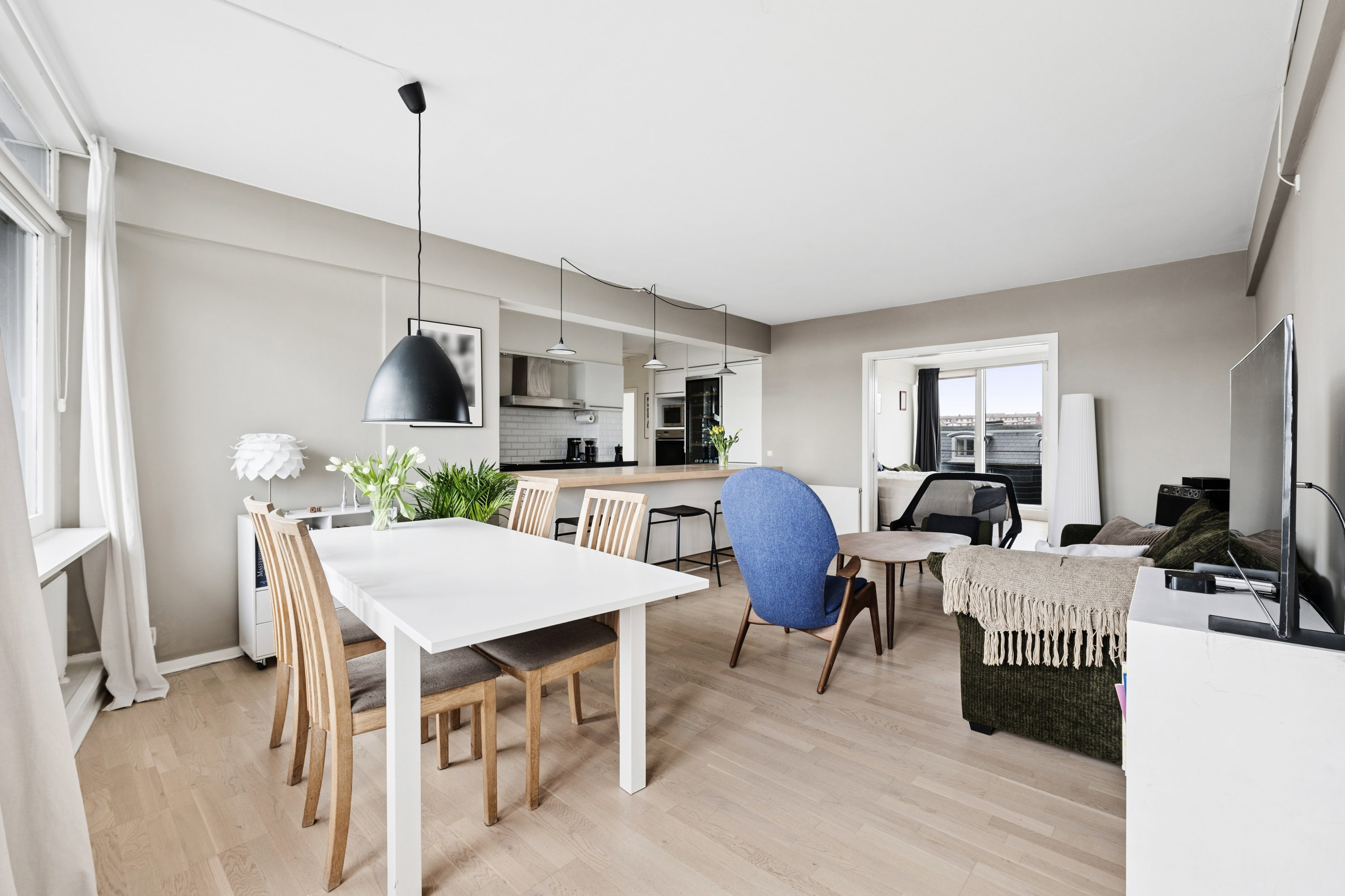 Falkoner Alle 90, 6. 1.