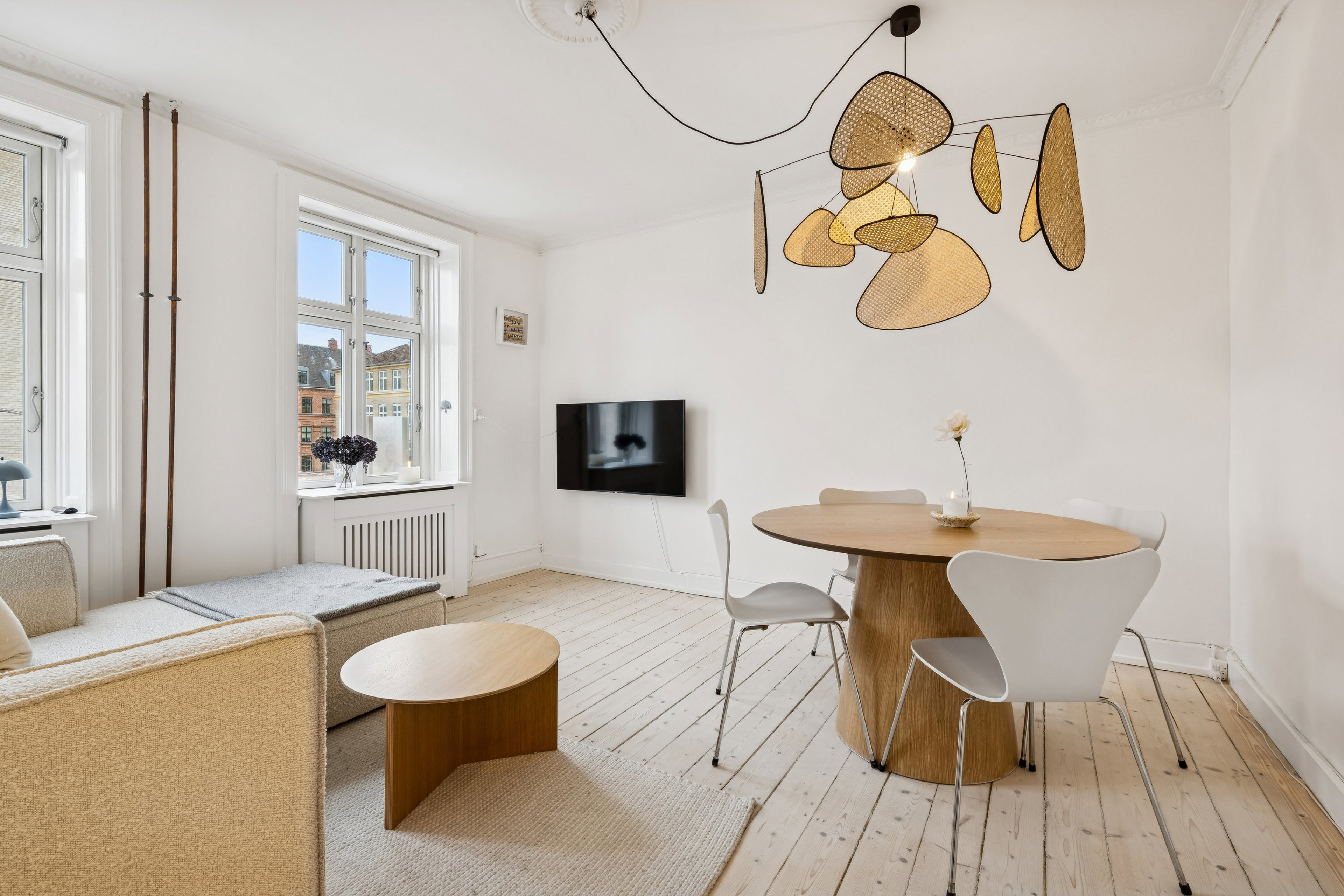 2200 farumgade 1 2 tv 1