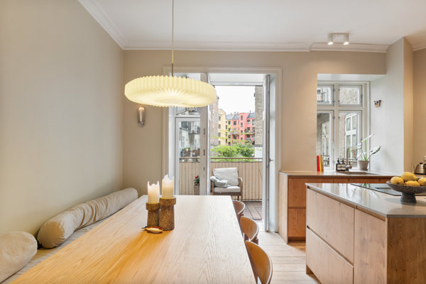 2200 jagtvej 137 1 tv 1