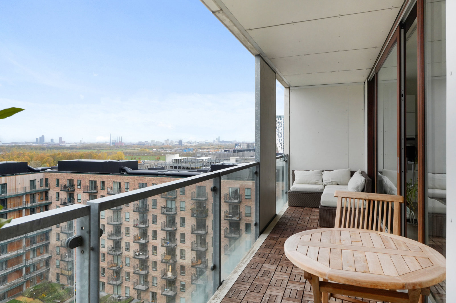 2300 c f mollers alle 40 1