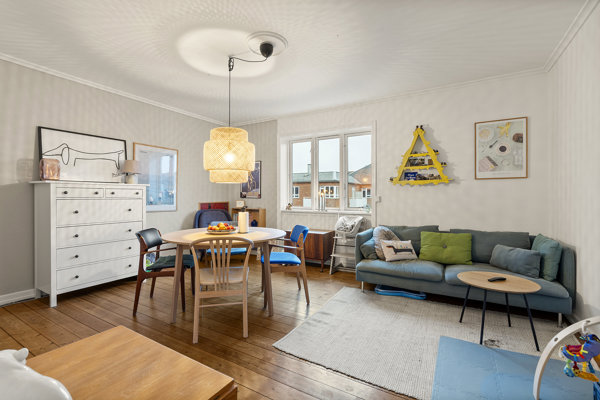 2300 elbagade 19 4 th 1