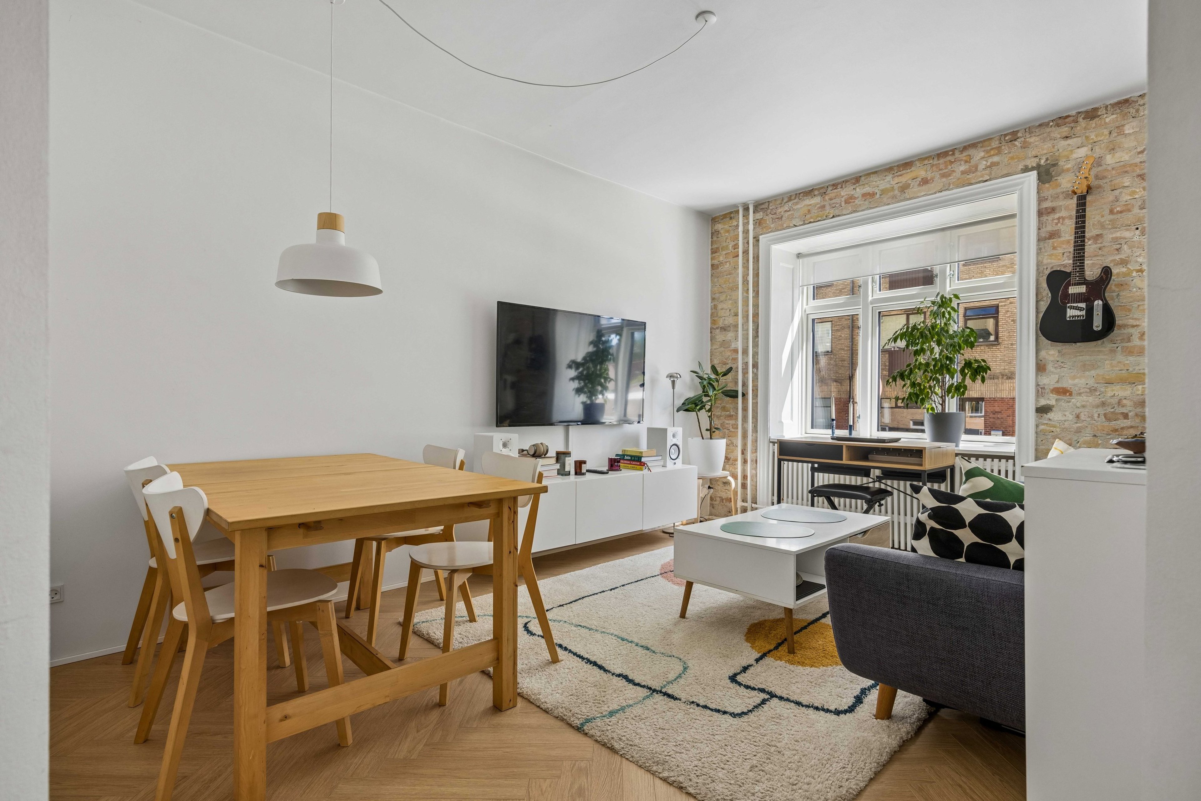 Holmbladsgade 105, st.. th.