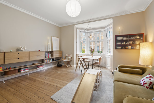 2400 borups alle 249e st tv 1