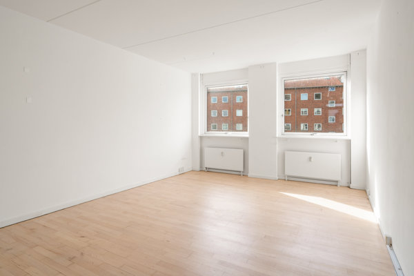 Peter Ipsens Allé 1, 2. 10. 1 2400 peter ipsens alle 1 2 10 1