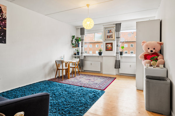 Peter Ipsens Allé 1, 3. 14.