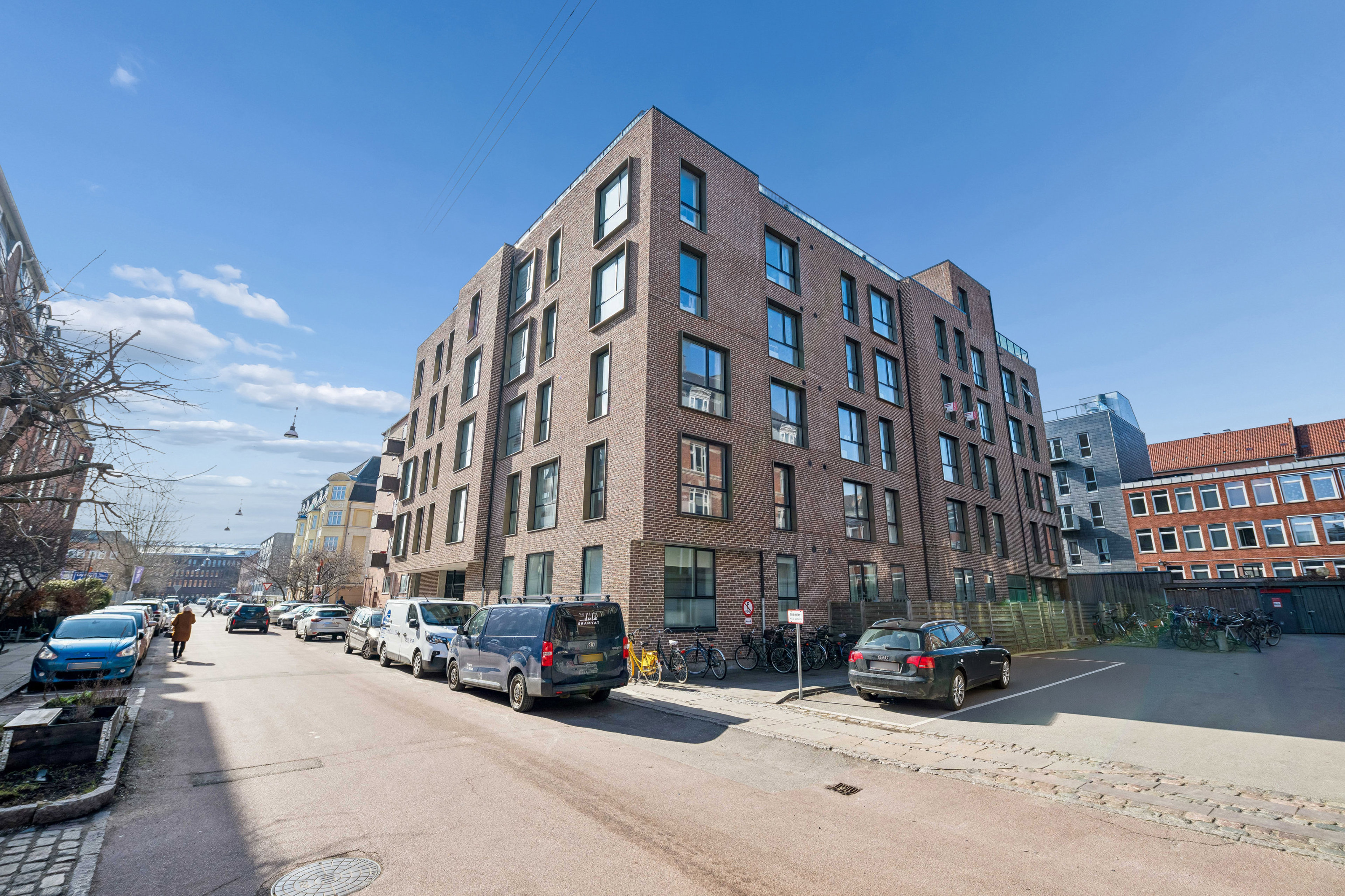2400 tranevej 6b 3 th 1