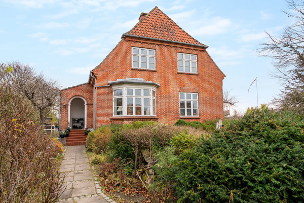 2400 treklovervej 2 1