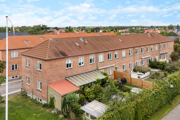 Christoffers Alle 86, 1. mf.