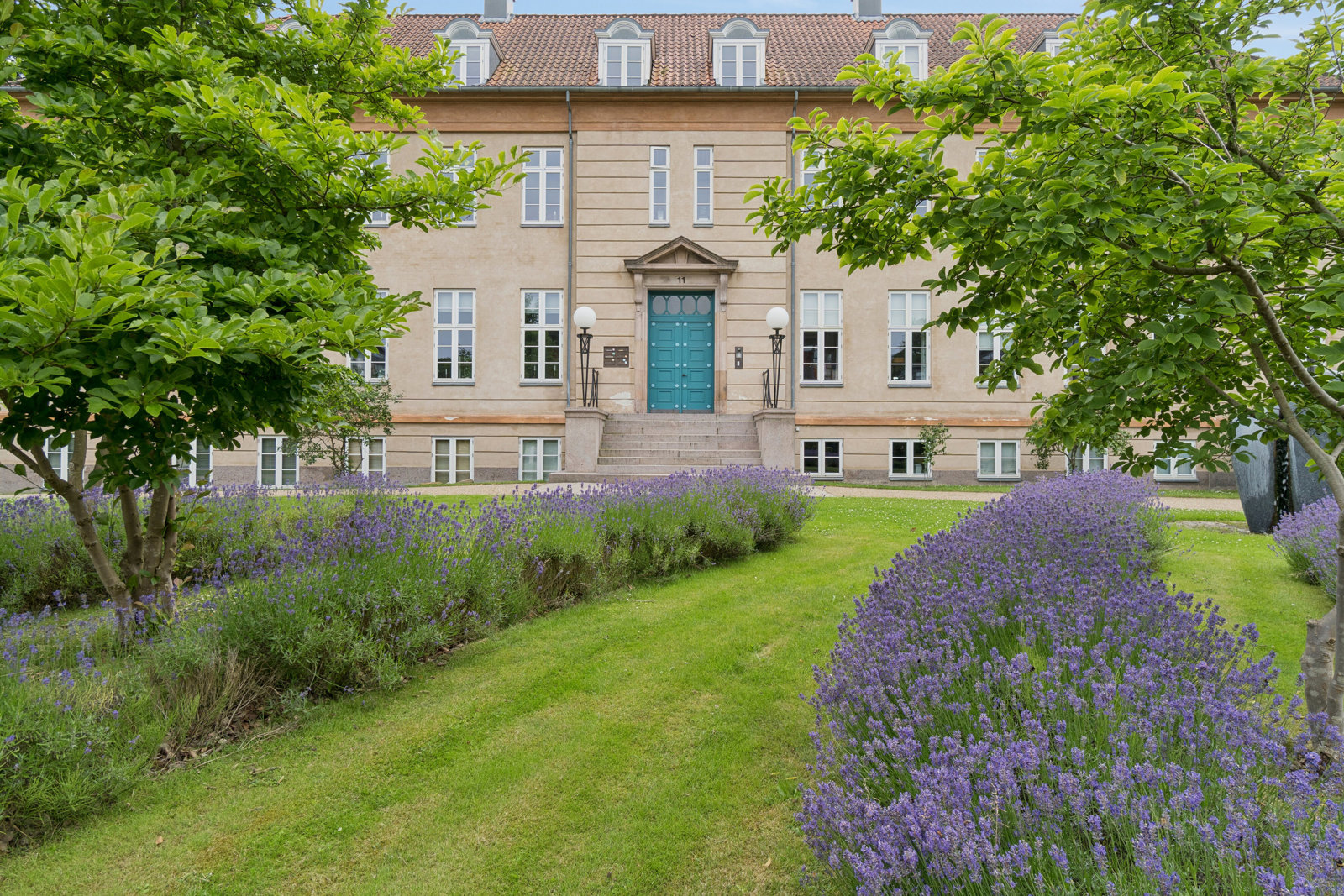 2800 dronningens vaenge 11 1