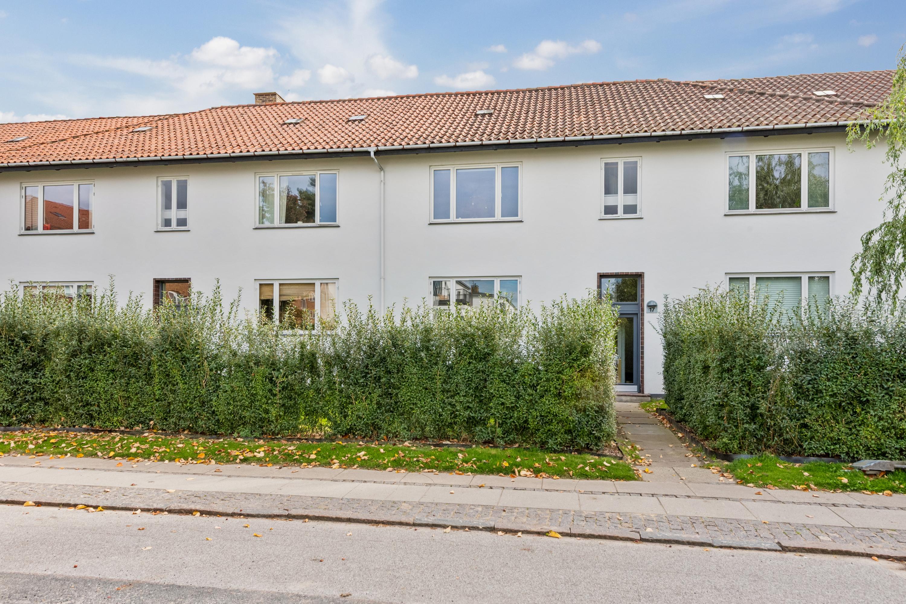 Hollandsvej 17, 1. tv.