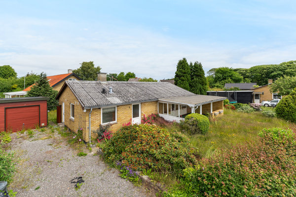 3700 chr pelles vej 8 nyker 1