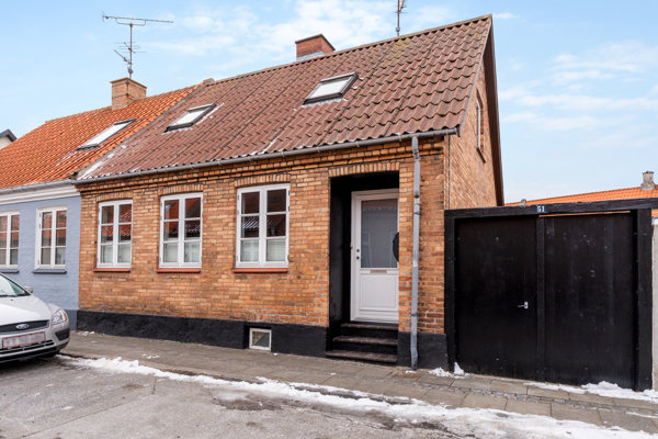 3700 mollegade 51 ronne 1