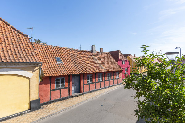 3700 sondergade 23 ronne 1