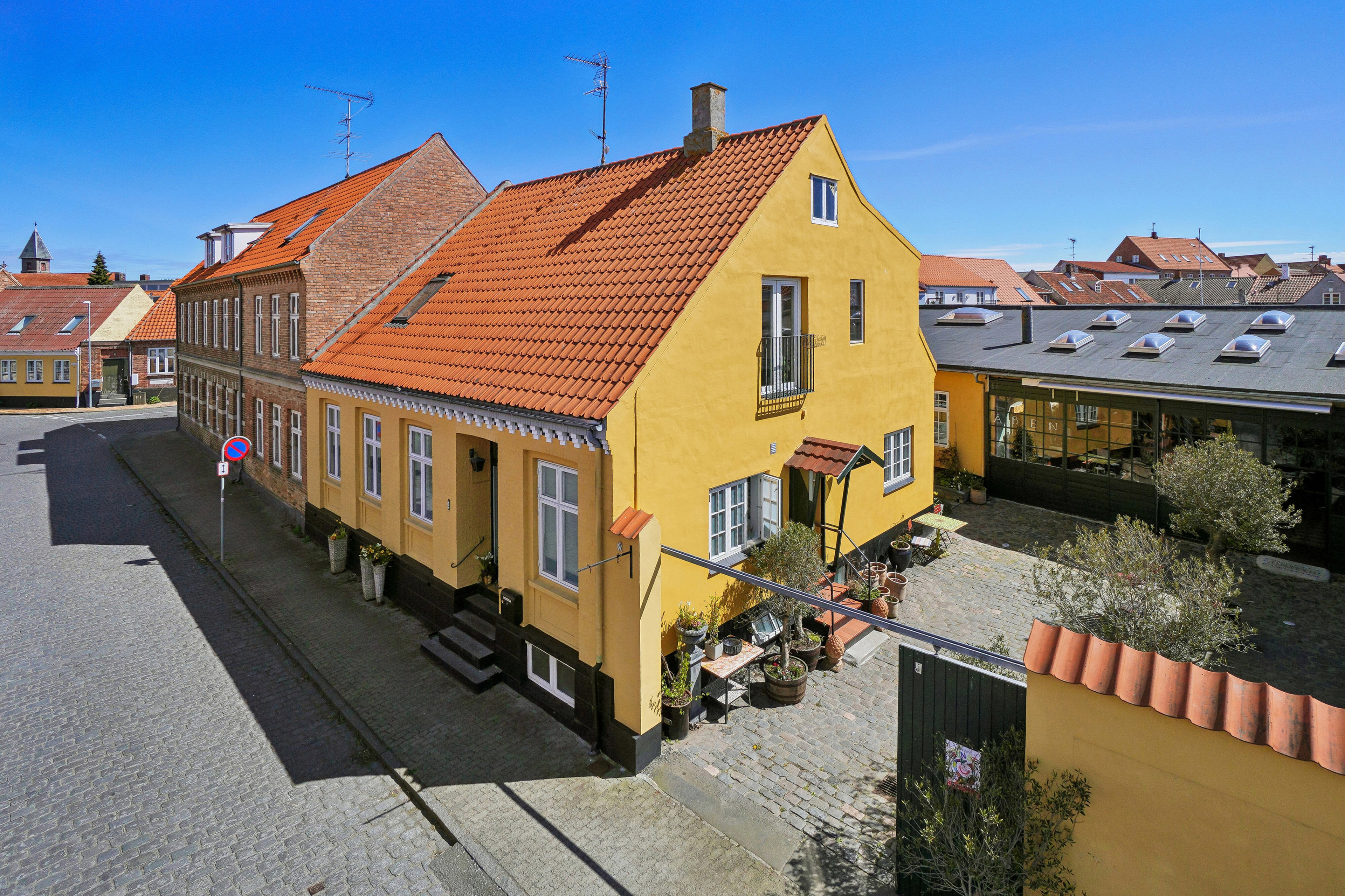 3700 stalegade 8 1