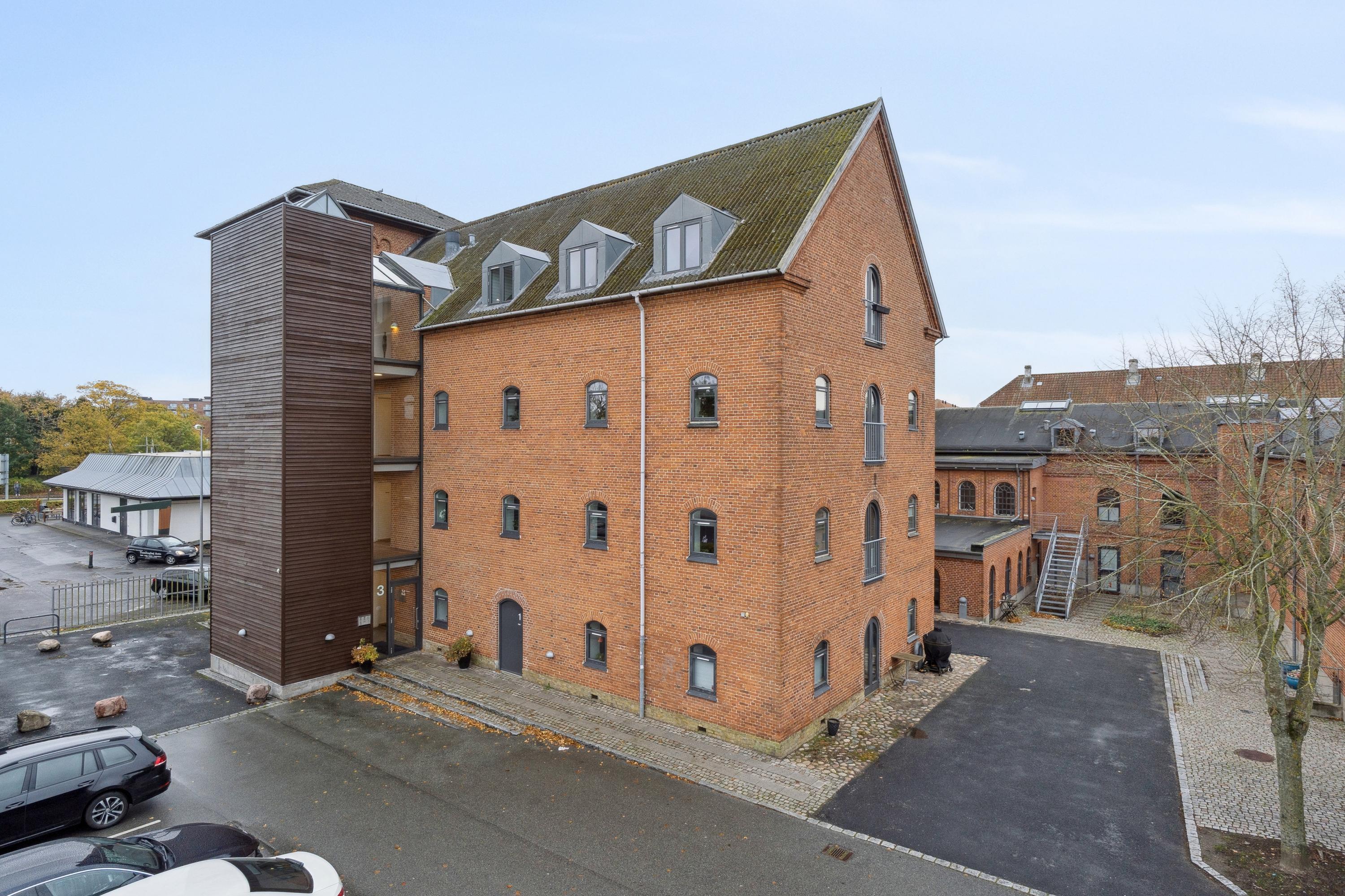 Møllehusene 3, 1. tv