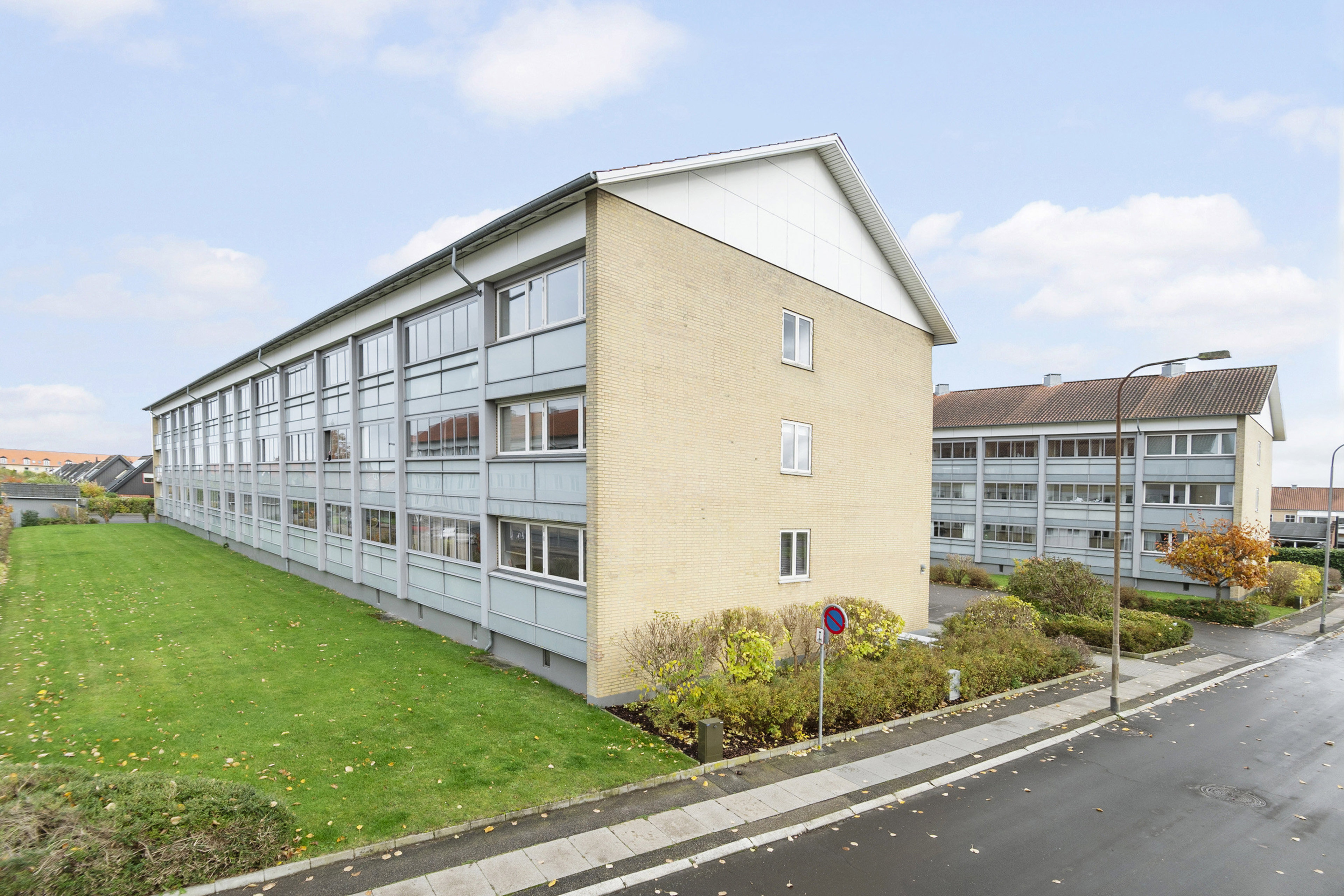 Neergårdsparken 27, 2. th.