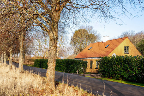 Ladegårdsalleen 6 1 4300 ladegardsalleen 6 1