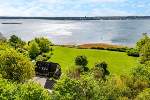 Markeslev Huse 12, Markeslev