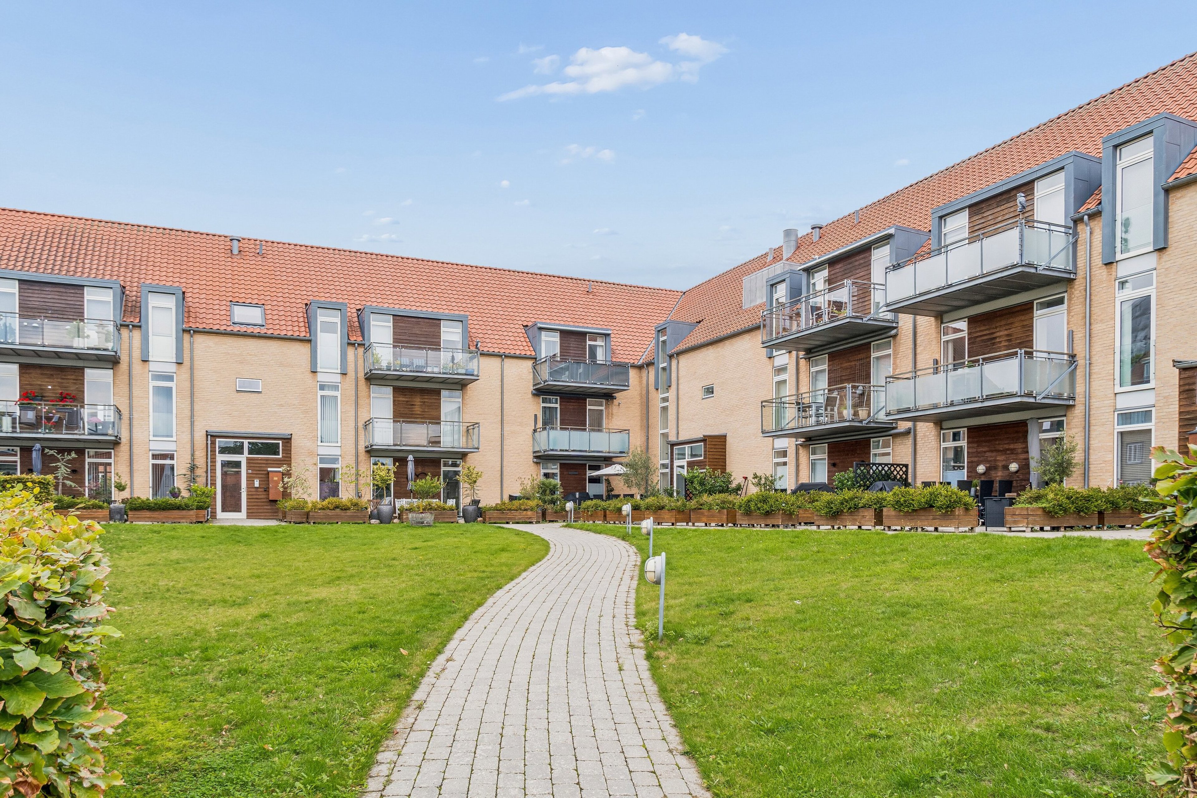 4300 rolighedsstraede 13 2 3 1