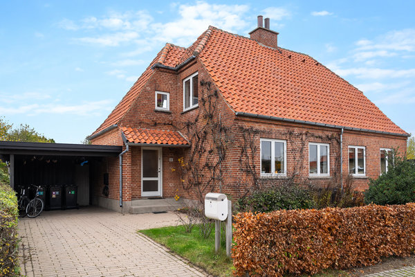 Svinget 19 1 4300 svinget 19 1