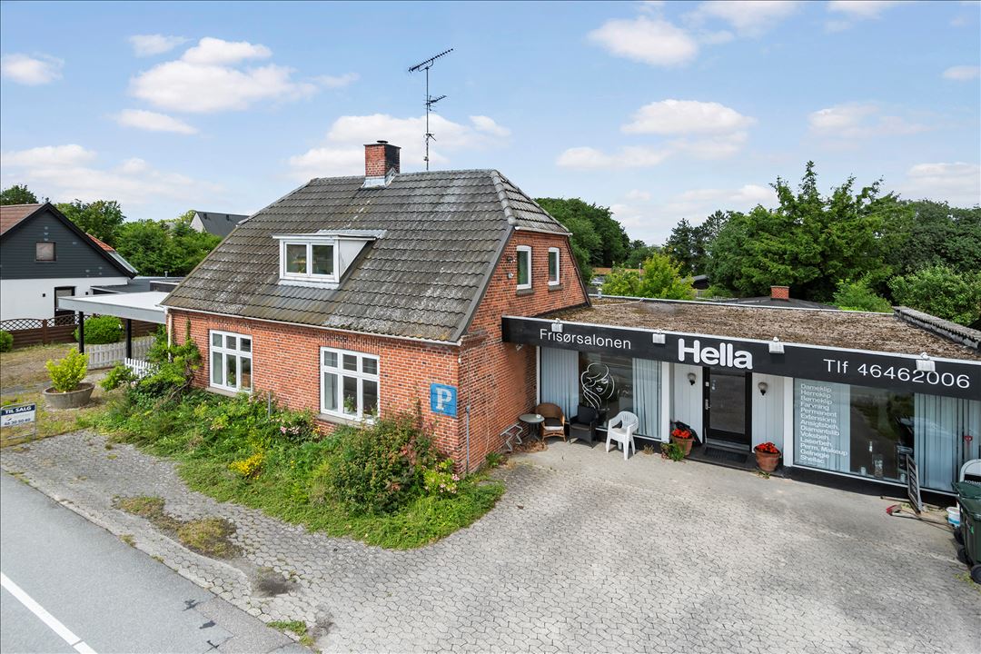 Hovedvejen 118A, Osted