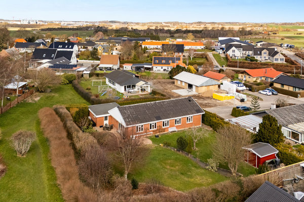 Tejbjergvej 16, Årby