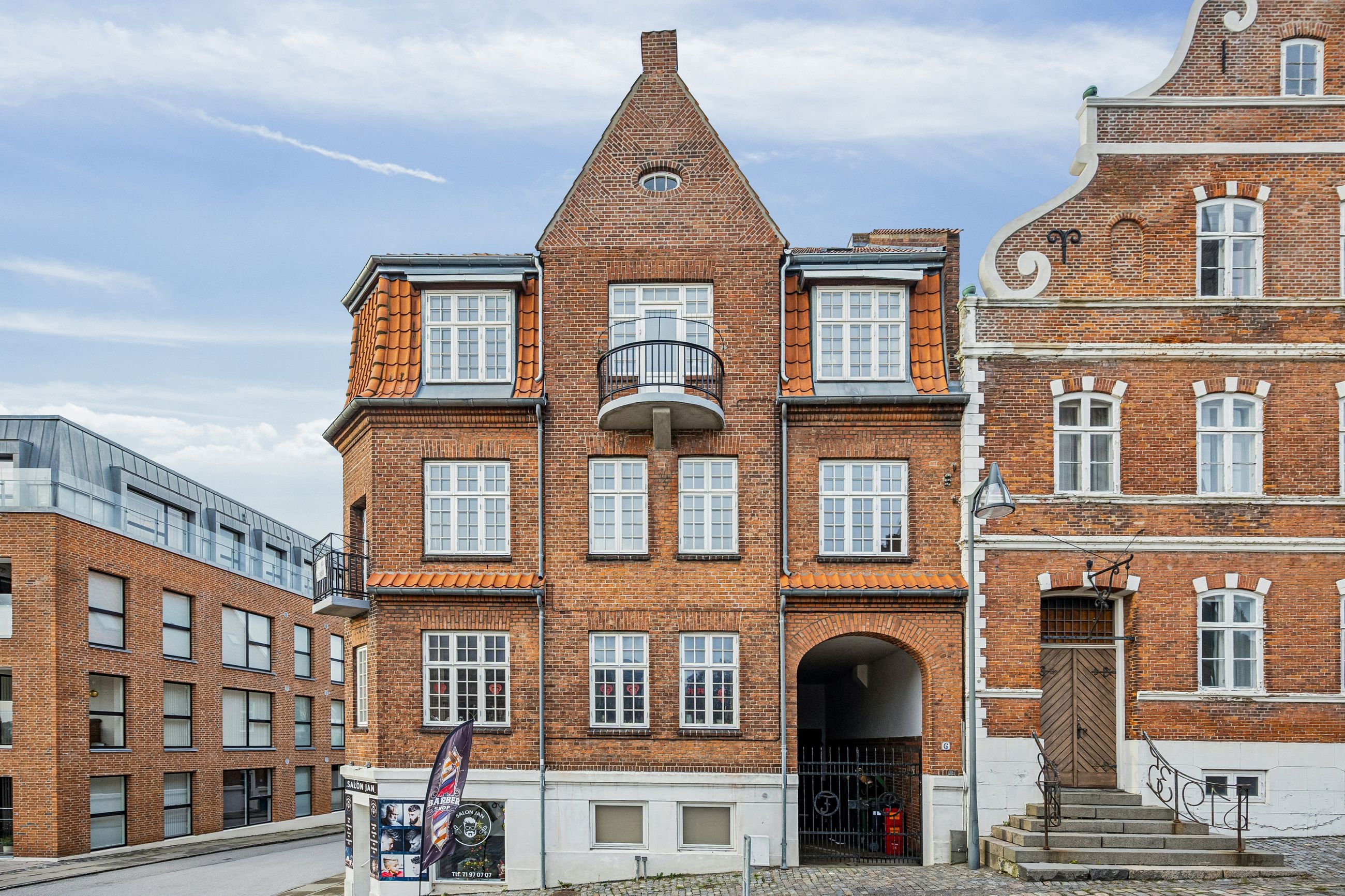 Sct Peders Kirkeplads 6, 1