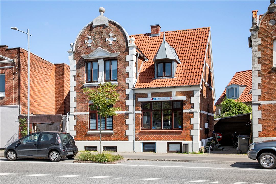 4800 gaabensevej 2c spaendende villa 1