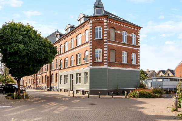 5000 oluf bagers gade 27 1 th 1