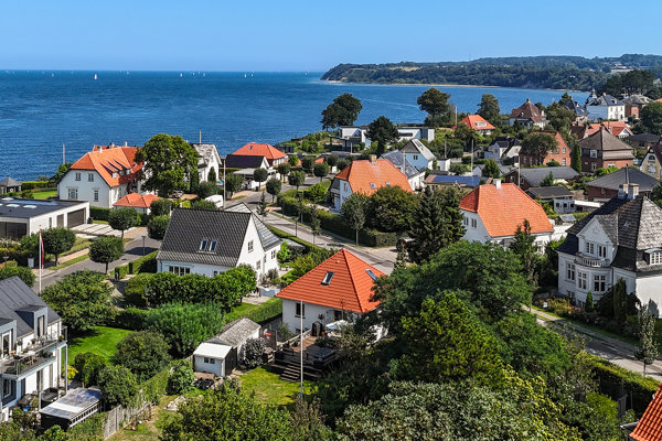 Scharlingsvej 2, Strib