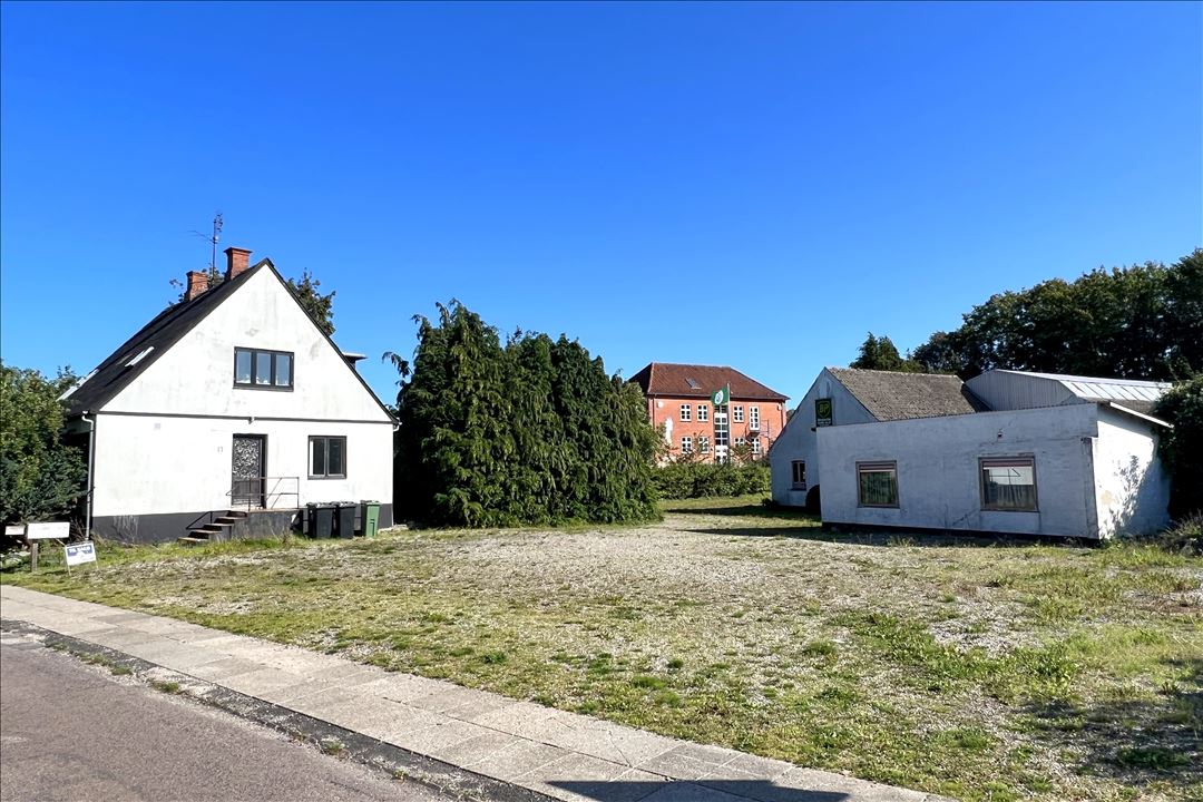 Vesterballe 17, Horne
