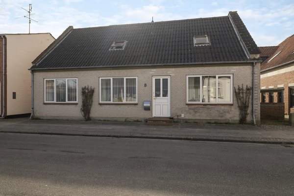 5900 osterport 8 1