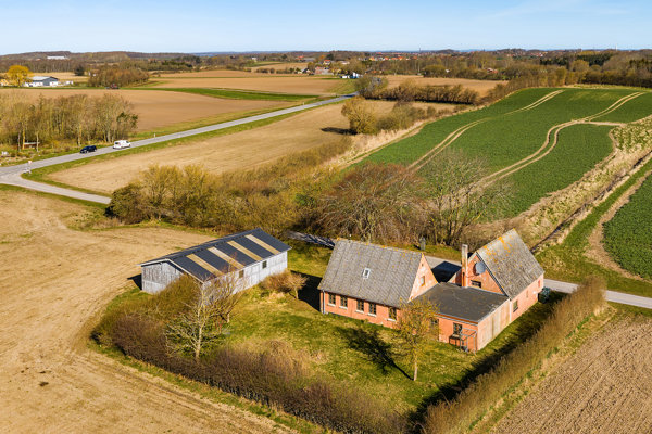 Vesterbyvej 2, Vesterby