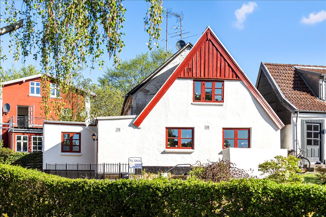 6100 brondstraede 6 1