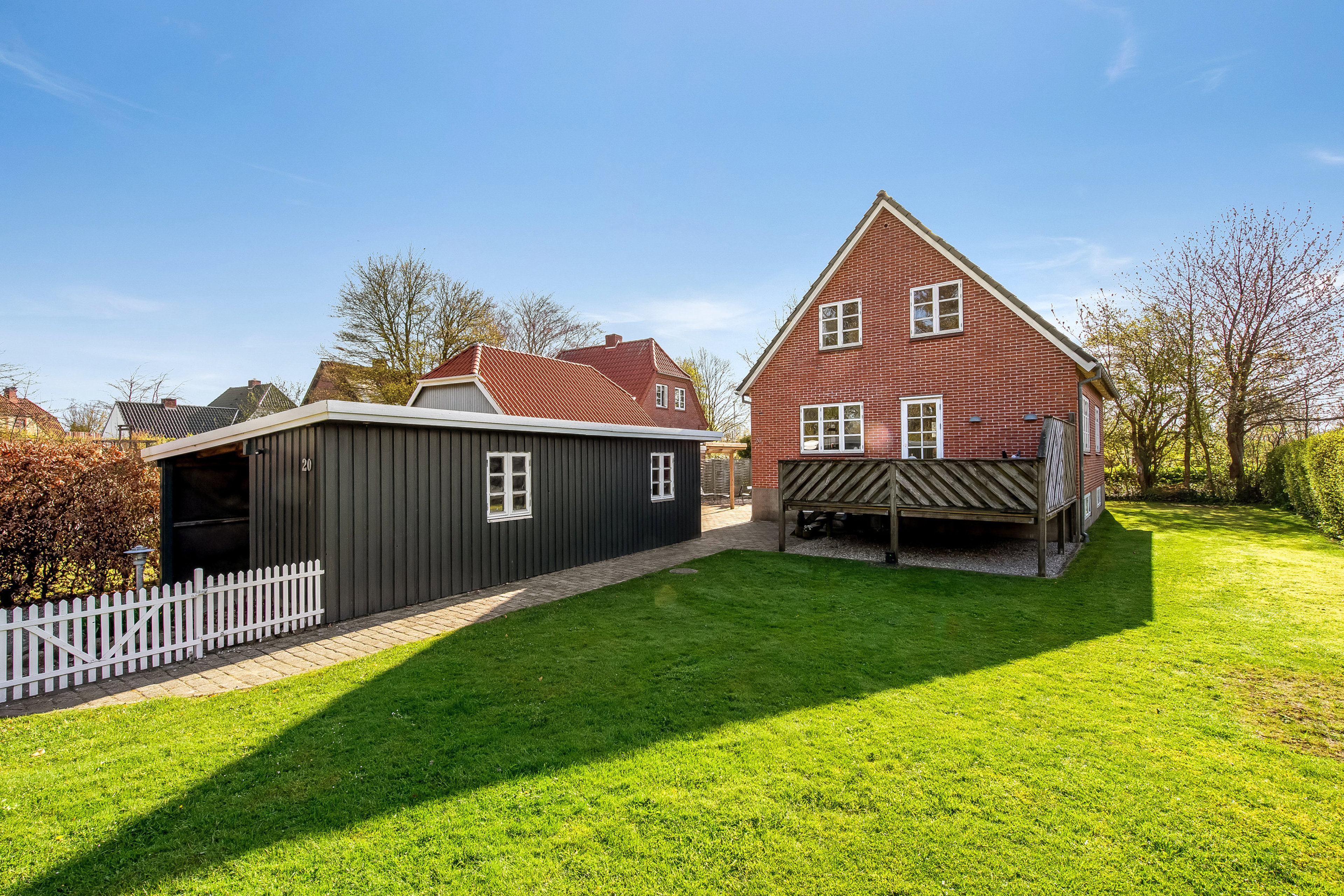 Bladknæk 20, Lundsbjerg