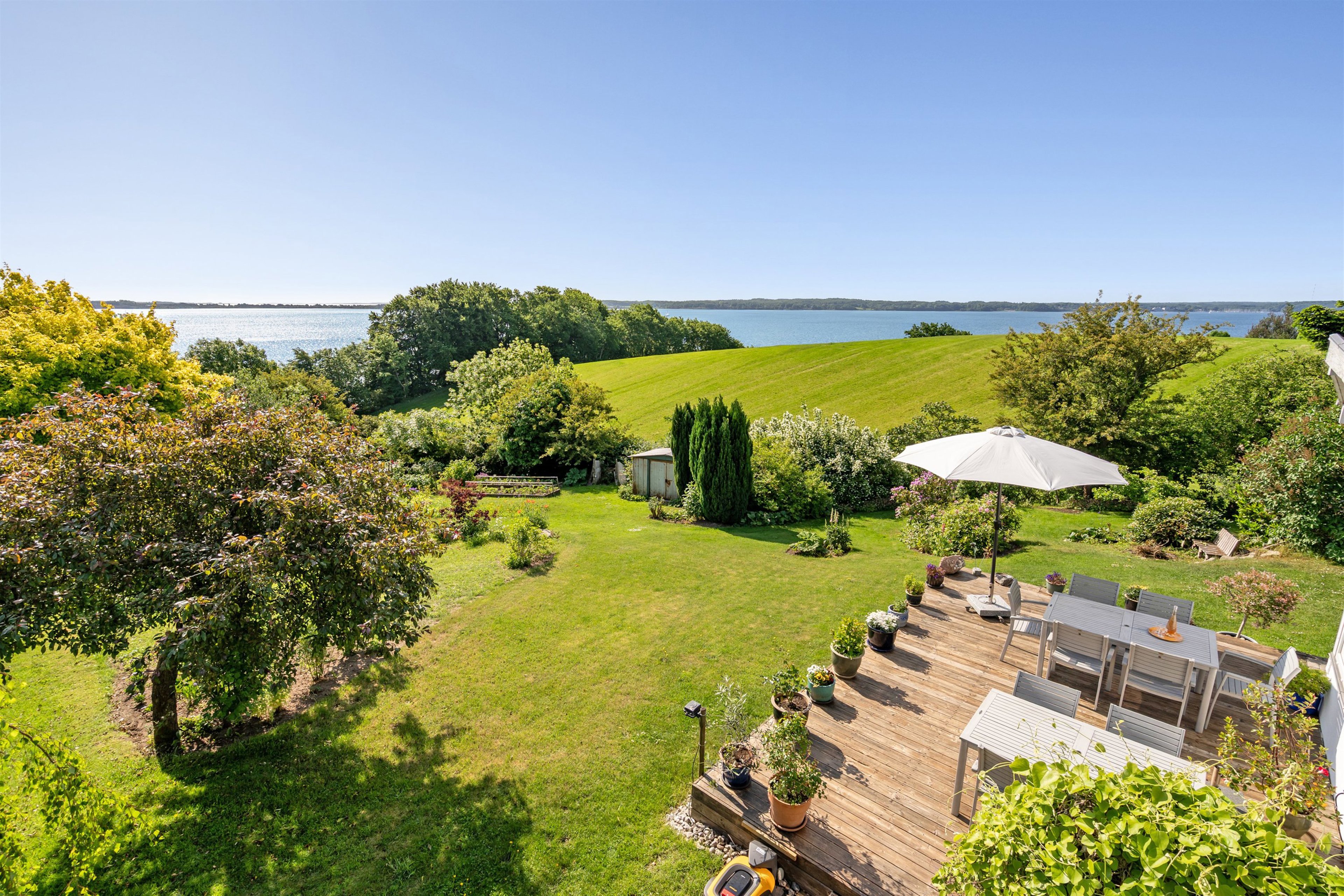 Fjordvejen 162, Bækken