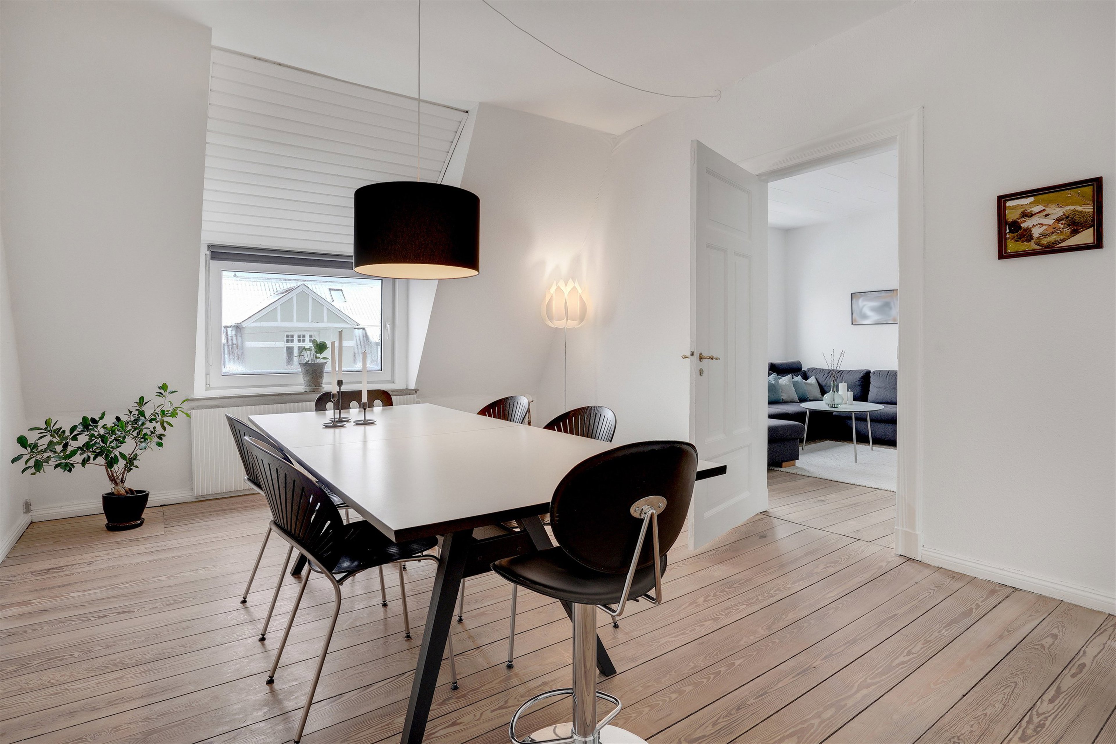 6400 hilmar finsens gade 7 2 1