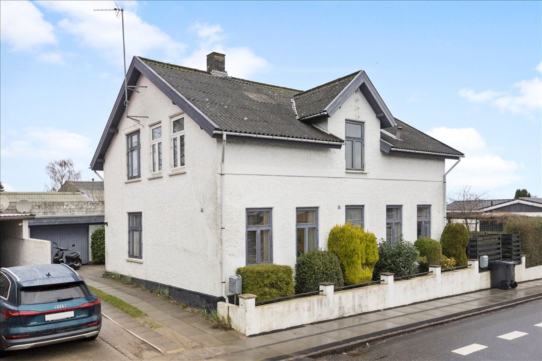 Sundsmarkvej 43, ST.