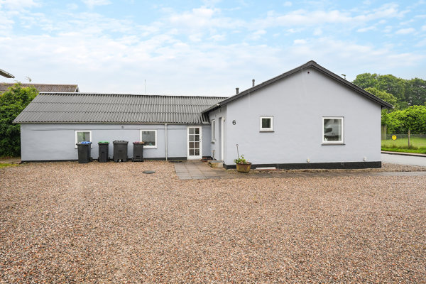 Tværgade 6, Skrydstrup