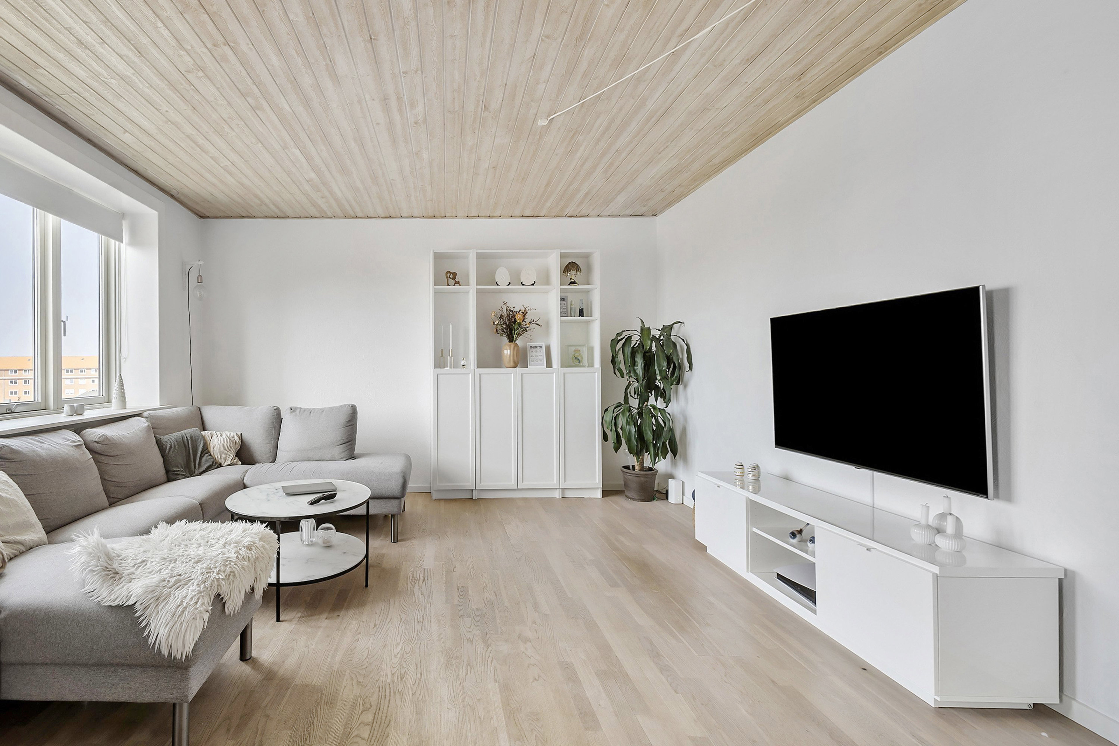 6700 strandby plads 3 3 tv 1