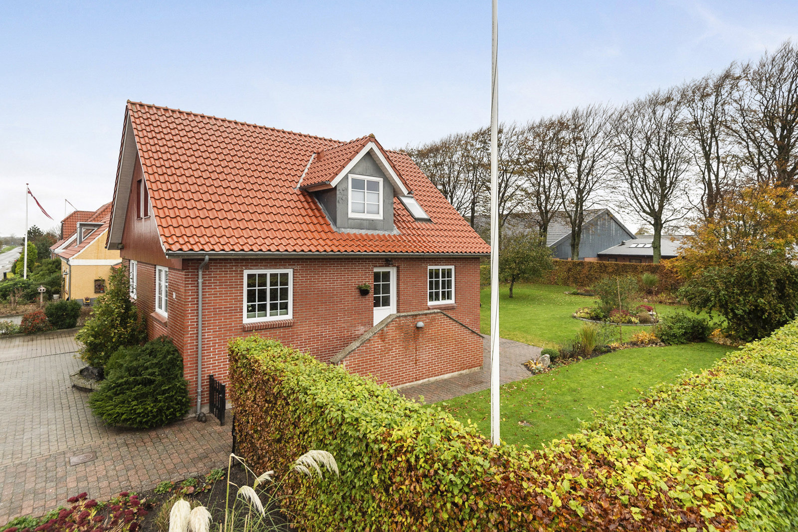 6800 gunderupvej 10 1