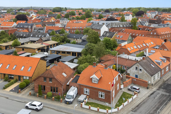6800 skolevej 6 1