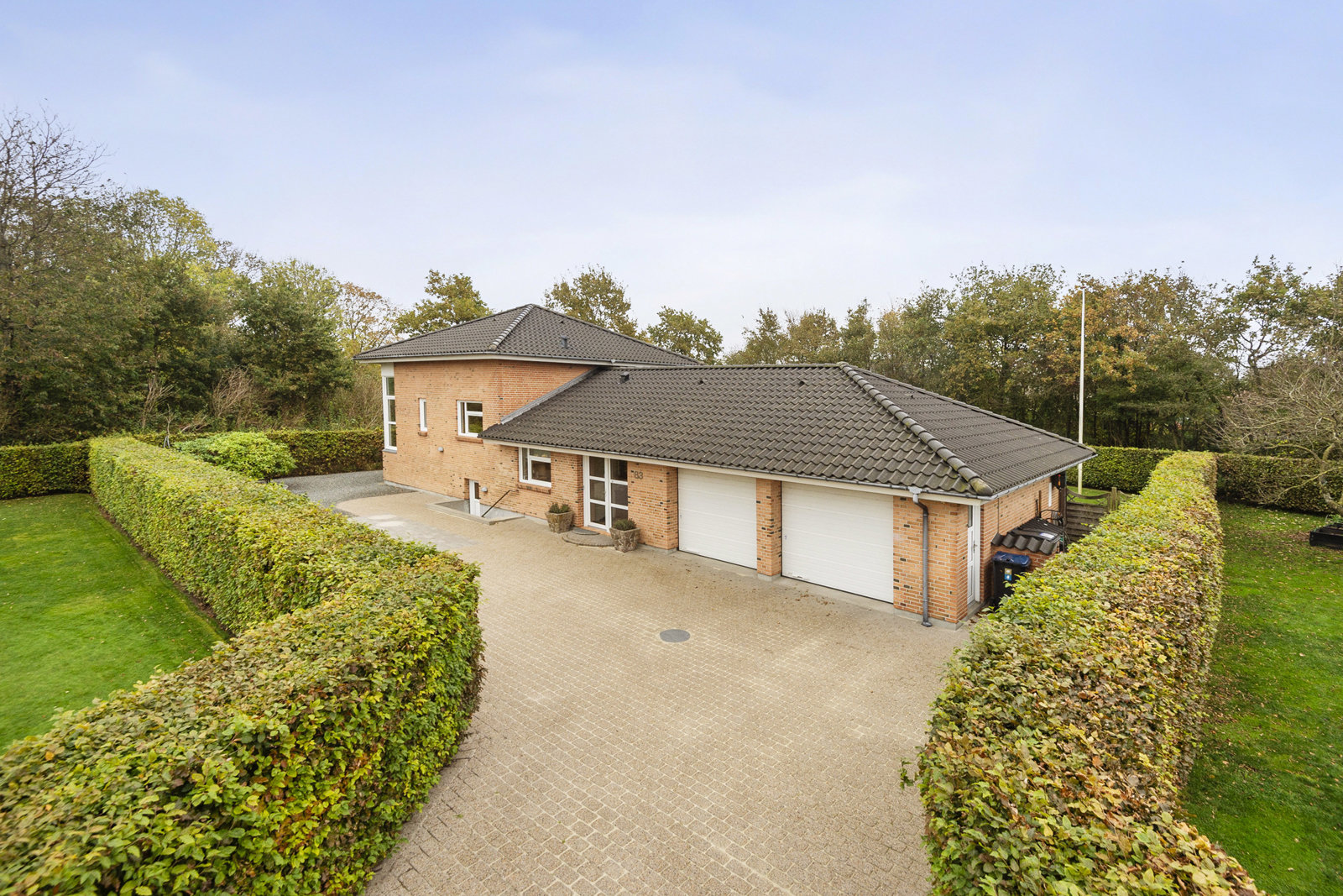 Sletten 83 1 6800 sletten 83 1