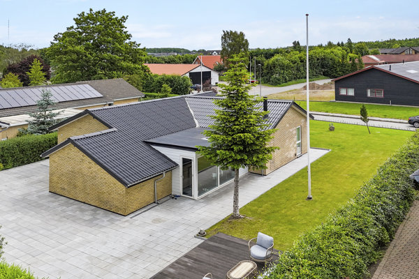 Merkurvej 15, Uhrhøj