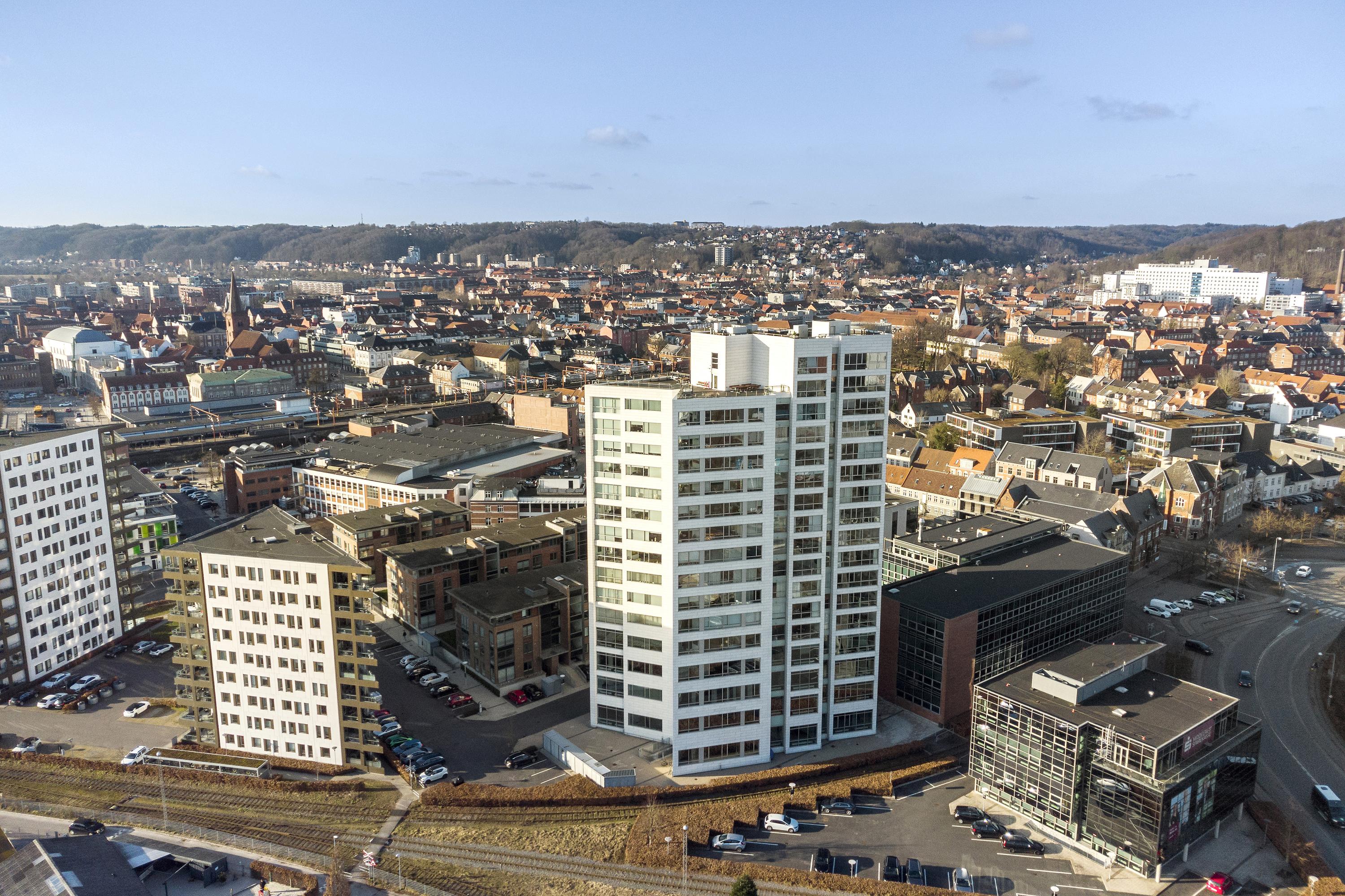 7100 den hvide facet 1 12 a 1