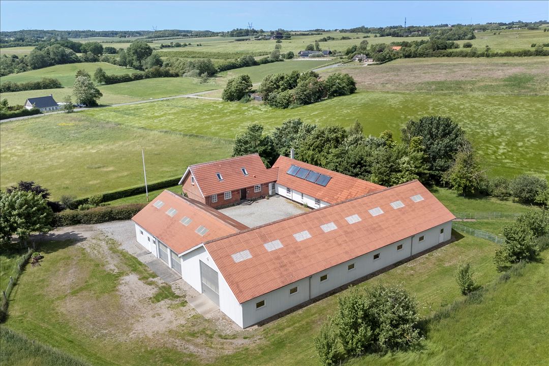 7100 hojgardvej 8 ulkaer 1