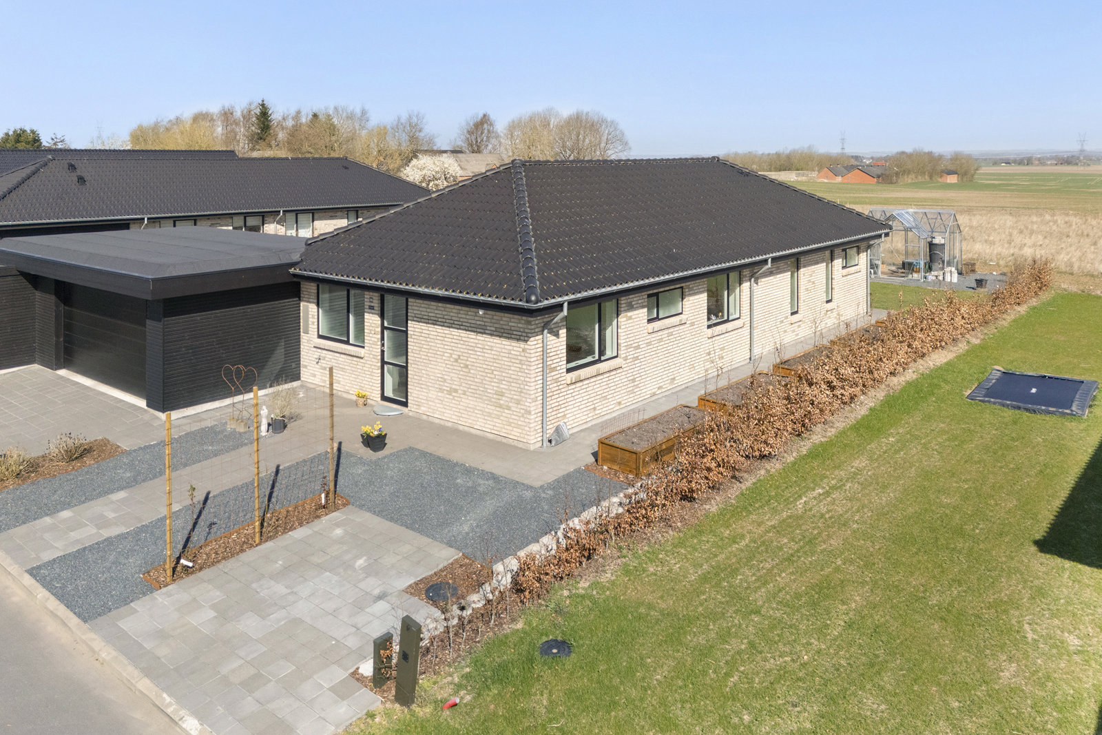 7100 thyras vaenge 88 1