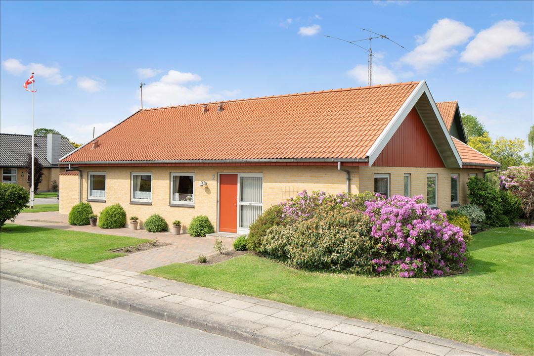 7400 benediktesvej 2 lind 1