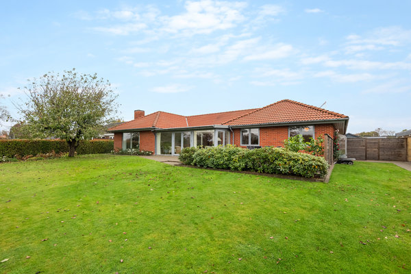 Blomstertoften 103, Tjørring