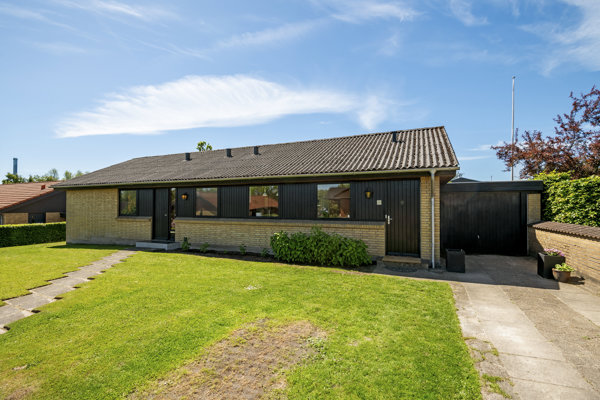 Egeløkkevej 21, Tjørring 1 7400 egelokkevej 21 tjorring 1